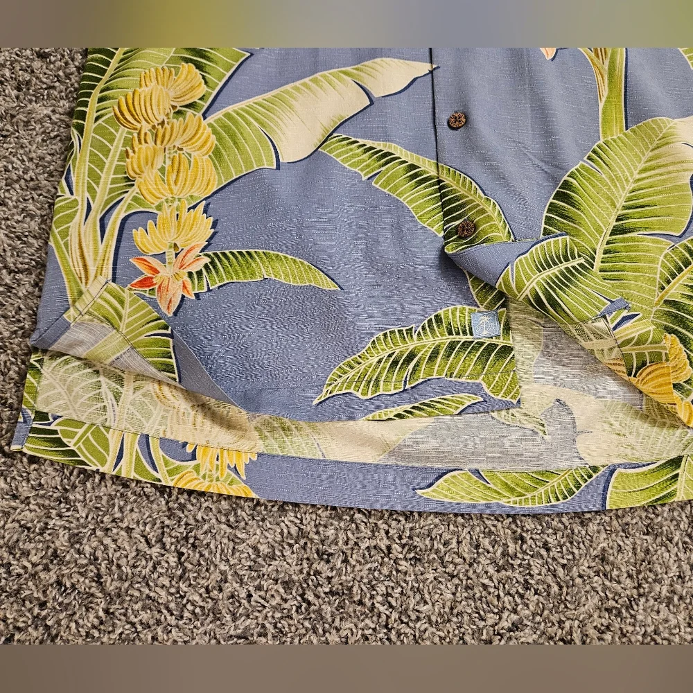 Tommy Bahama Hawaiian Aloha Men's Button-Up Shirt Size Large - Picture 7 of 15